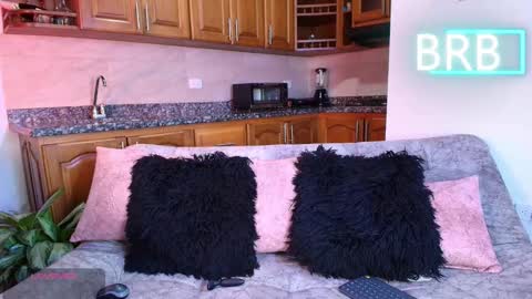 Jules and Gia online show from 15, 3, 2026