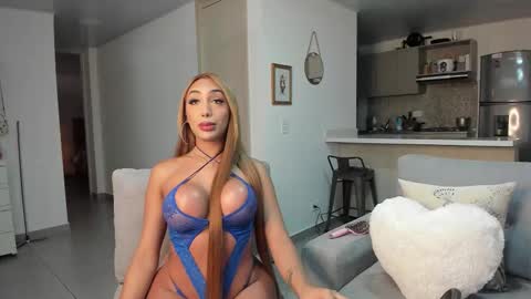 Snapshot of julessy_bonny chatting on 18, 2, 2026 julessy online show from 18, 2, 2026