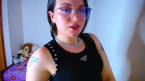 Snapshot of juli05star chatting on 5, 10, 2025 Juliana online show from 5, 10, 2025