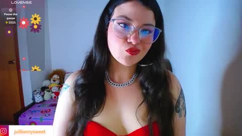 Snapshot of juli05star chatting on 10, 10, 2025 Juliana online show from 10, 10, 2025