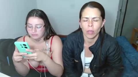  Juliana Torres  online show from 13, 2, 2025