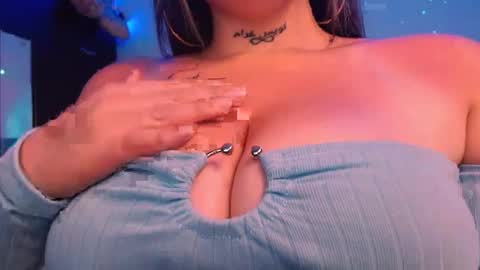  Juliana Torres  online show from 12, 3, 2025