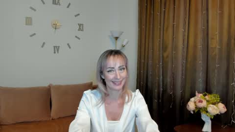 julia__cherry_ online show from 23, 12, 2024