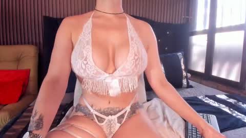 Snapshot of julia_dawson chatting on 30, 4, 2026 Julia online show from 30, 4, 2026
