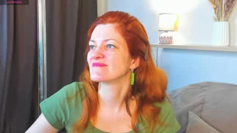 julia_suny online show from 19, 5, 2026