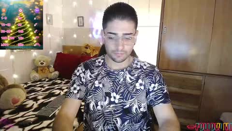Snapshot of julian1225_ chatting on 5, 12, 2024 Julian online show from 5, 12, 2024