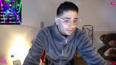 Snapshot of julian1225_ chatting on 4, 3, 2025 Julian online show from 4, 3, 2025