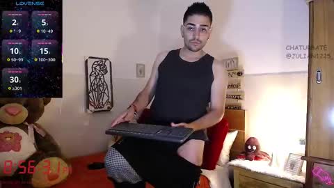 Snapshot of julian1225_ chatting on 1, 10, 2025 Julian online show from 1, 10, 2025