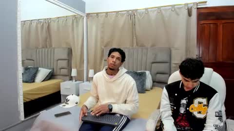 julian billy online show from 16, 1, 2025