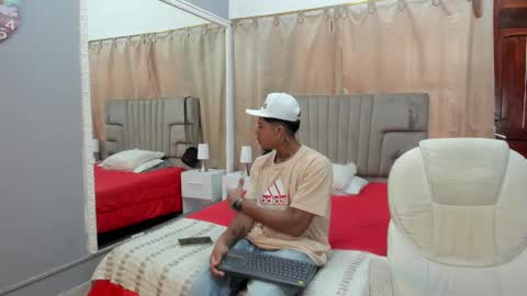 julian billy online show from 31, 1, 2025