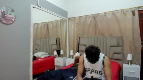 julian billy online show from 1, 2, 2025