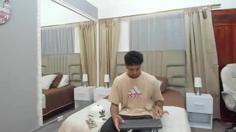 julian billy online show from 13, 2, 2025