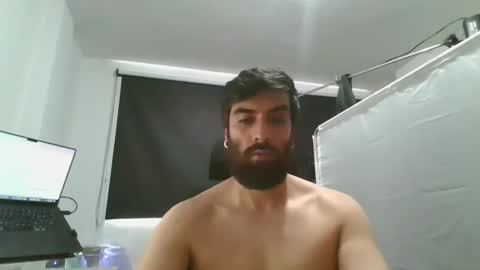 Snapshot of julian_patino chatting on 3, 3, 2026 julian_patino online show from 3, 3, 2026