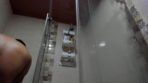 julian_wallace online show from 1, 11, 2025