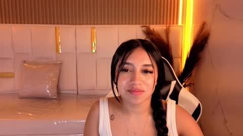 Snapshot of juliana_tx chatting on 3, 3, 2026 Online 2200 to 600 online show from 3, 3, 2026