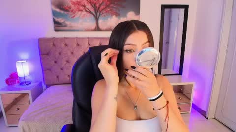  JULIANA CASTRO online show from 11, 4, 2026