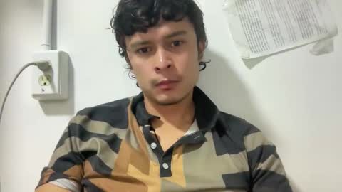 Snapshot of juliangosilva chatting on 27, 5, 2026 juliangosilva online show from 27, 5, 2026