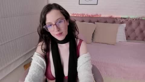 Julianne online show from 26, 2, 2025