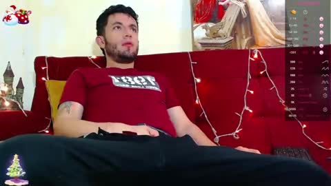 Snapshot of juliano_777 chatting on 31, 12, 2024 Call me Juliano independent model online show from 31, 12, 2024