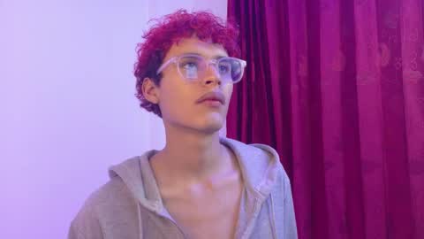Snapshot of juliansexweb chatting on 1, 10, 2025 julian online show from 1, 10, 2025