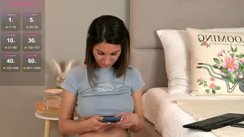 Julie online show from 4, 4, 2026