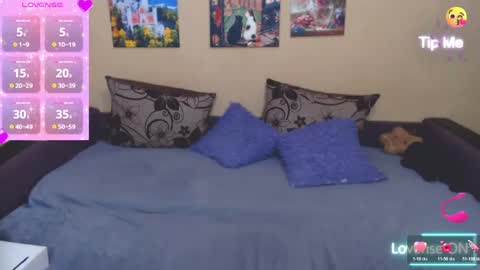 Snapshot of juliasane_ chatting on 29, 4, 2026 Jul online show from 29, 4, 2026