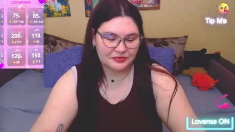 Snapshot of juliasane_ chatting on 18, 5, 2026 Jul online show from 18, 5, 2026
