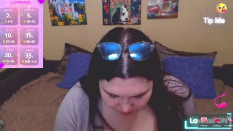 Snapshot of juliasane_ chatting on 31, 5, 2026 Jul online show from 31, 5, 2026