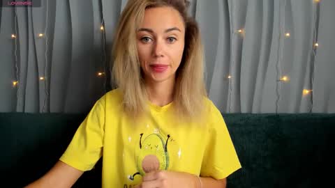Snapshot of juliastar41 chatting on 13, 9, 2025 Yulya online show from 13, 9, 2025