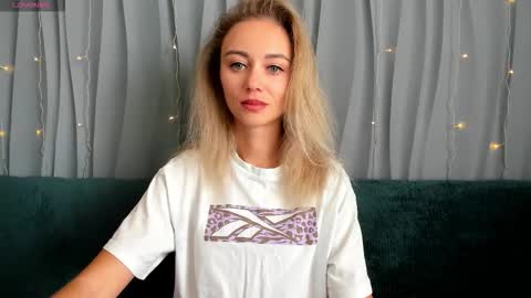 Snapshot of juliastar41 chatting on 18, 9, 2025 Yulya online show from 18, 9, 2025