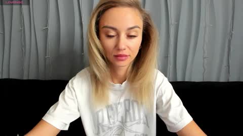 Snapshot of juliastar41 chatting on 14, 10, 2025 Yulya online show from 14, 10, 2025