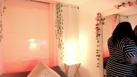 Snapshot of juliblake chatting on 7, 7, 2026 JULI online show from 7, 7, 2026
