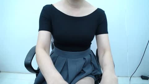 Snapshot of julie9x chatting on 23, 6, 2026 julie9x online show from 23, 6, 2026