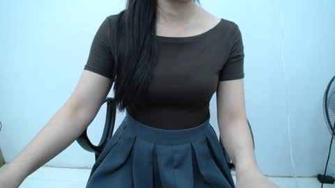 Snapshot of julie9x chatting on 8, 7, 2026 julie9x online show from 8, 7, 2026