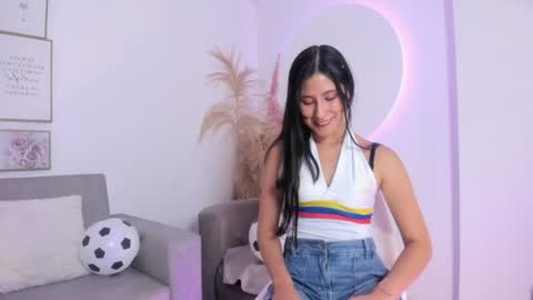 Snapshot of juliee_ross chatting on 23, 6, 2026 juliee_ross online show from 23, 6, 2026