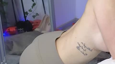 Julia online show from 28, 2, 2025