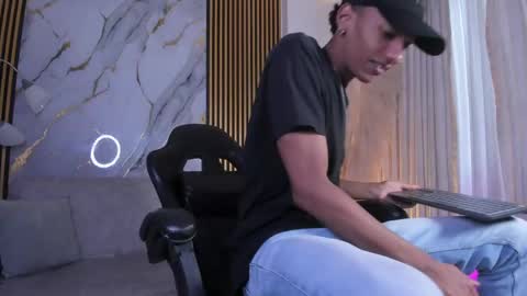 Julien online show from 23, 3, 2026