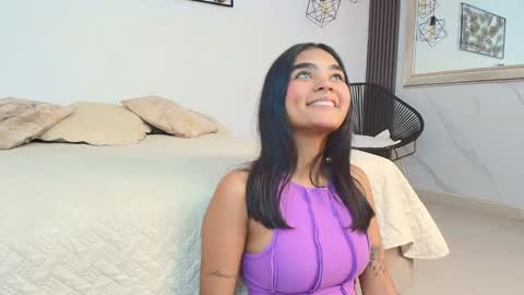 Snapshot of julieta_aguilar chatting on 17, 12, 2024 Juli online show from 17, 12, 2024