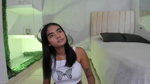 Snapshot of julieta_aguilar chatting on 30, 1, 2025 Juli online show from 30, 1, 2025