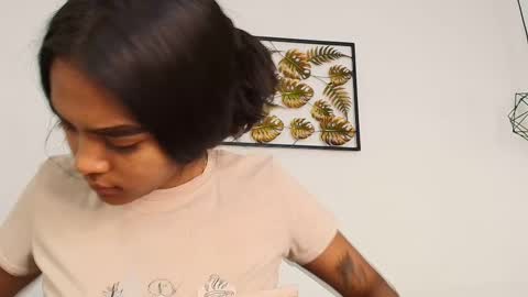 Snapshot of julieta_aguilar chatting on 16, 9, 2025 Juli online show from 16, 9, 2025