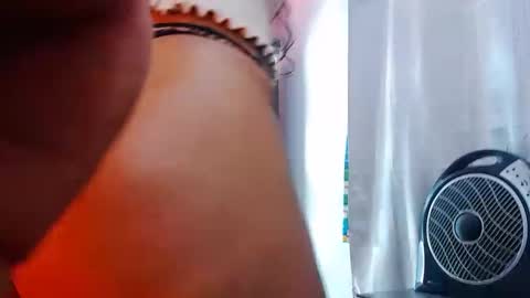 Snapshot of julieta_art1 chatting on 7, 3, 2025 julieta art1 online show from 7, 3, 2025
