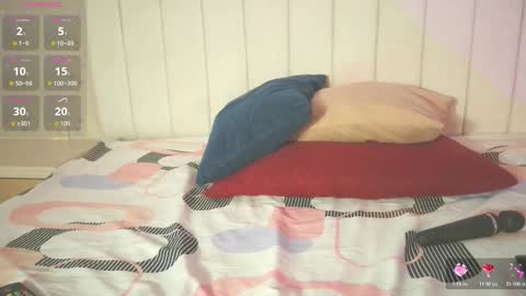 Julieta  IG juietaflower06 online show from 4, 2, 2026