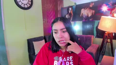 Snapshot of julieta_fn chatting on 8, 6, 2026 julieta_fn online show from 8, 6, 2026