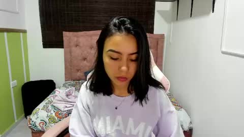 Snapshot of julieta_fn chatting on 25, 6, 2026 julieta_fn online show from 25, 6, 2026
