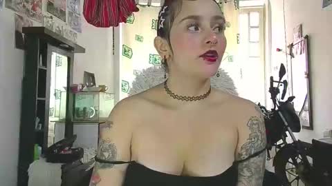 Julieta Jaguar online show from 27, 5, 2026