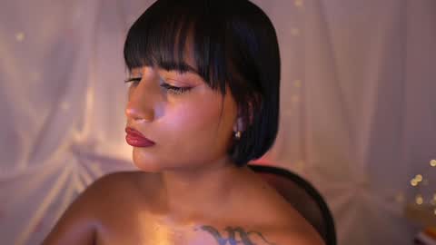 Snapshot of julietawinona chatting on 19, 1, 2025 julietawinona online show from 19, 1, 2025