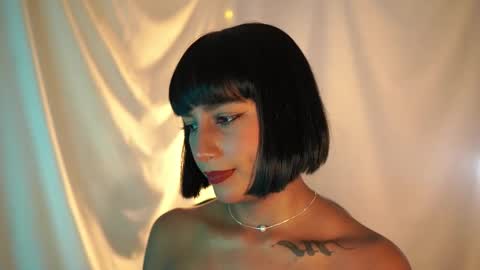 Snapshot of julietawinona chatting on 25, 10, 2025 julietawinona online show from 25, 10, 2025