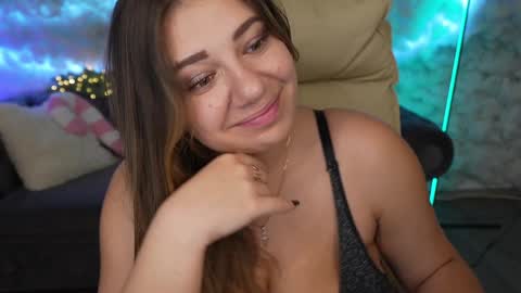 Snapshot of julietdream chatting on 16, 12, 2024 J U L I E T online show from 16, 12, 2024