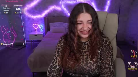 Snapshot of julietdream chatting on 4, 3, 2025 J U L I E T online show from 4, 3, 2025