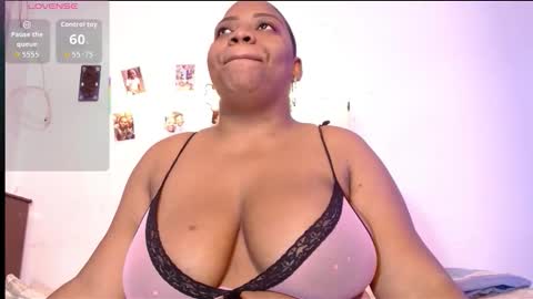 Snapshot of julieth_brown15 chatting on 10, 1, 2026 Julieth Brown online show from 10, 1, 2026